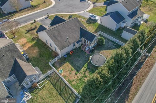 22 Amberwood Way, Lewes DE  19958-9468 exterior