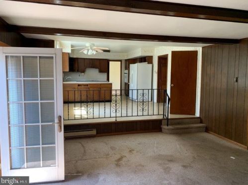 1034 Longspur Rd, Norristown PA  19403-2045 exterior