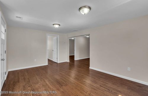 115 Springdale Ave, Tinton Falls NJ  07724-2628 exterior