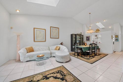 7617 Island Breeze Ter, Boynton Beach FL  33437-5405 exterior