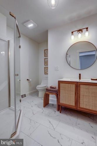 527 Howard Ave, Lancaster PA  17602-4421 exterior