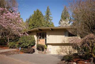 4210 89th St, Seattle, WA 98115-3829