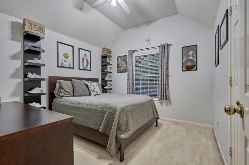 79 Knightsbridge Dr, Conroe TX 77385-3451 exterior