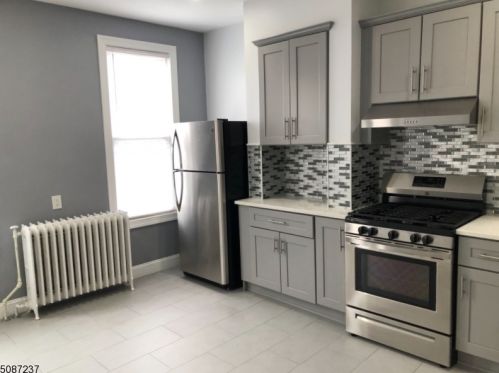 2601 New York Ave, Union City NJ  07087-4617 exterior