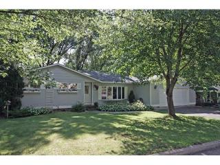 1030 Sommers St, Hudson WI  54016-2321 exterior