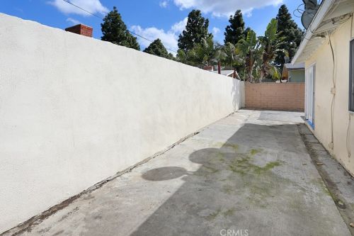 322 Parker St, Orange CA  92868-2231 exterior