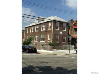773 Adee Ave, Bronx NY  10469-3902 exterior