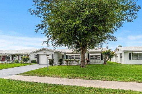 2087 13th Ave, Boynton Beach, FL 33426-5334