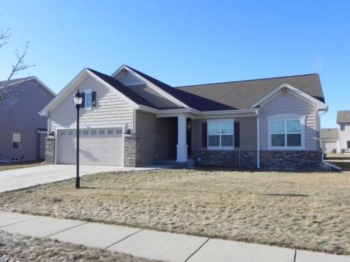 736 Still Pond Dr, Waterford, WI 53185-4282