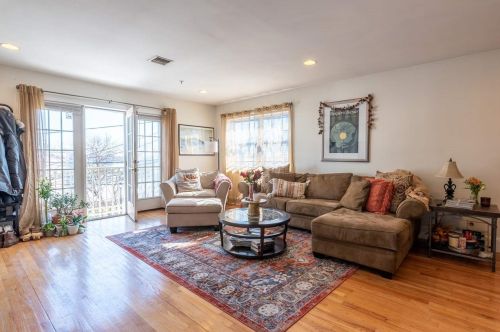 1705 Cliff St, Union City, NJ 07087-5407