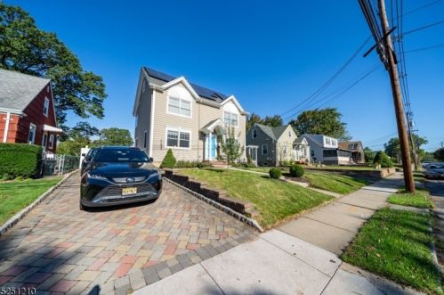 49 Myrtle St, Cranford NJ  07016-3456 exterior