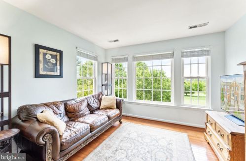 6352 Cullen Pl, Haymarket VA  20169-5400 exterior