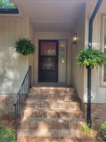 3038 Brandy Ln, Sanford, NC 27332-8359