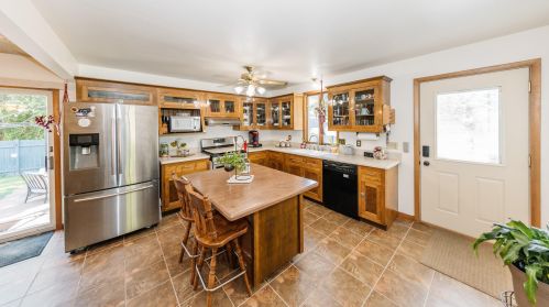 4380 34, Milwaukee WI 53208-3802 exterior