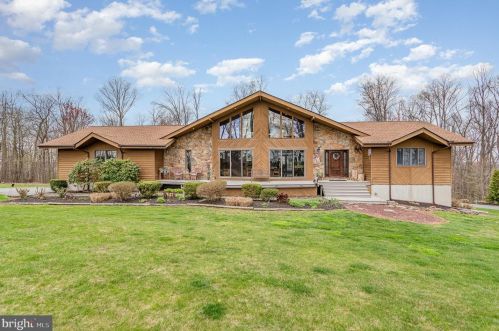 50 Shenk Rd, Cross Roads, PA 17322-9008