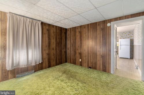 1210 Philadelphia Ave, Gilbertsville PA  19525-9573 exterior