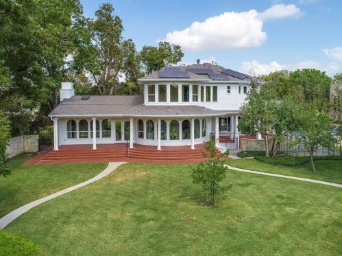 308 University Ave, Georgetown TX 78626-6141 exterior