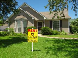 104 Park Place Cir, Alabaster AL  35007-5163 exterior