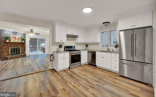 84 Berwyn Pl, Lawrence Township NJ  08648-3604 exterior