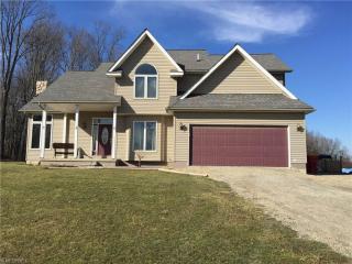 28400 Friendly Ridge Rd, Tippecanoe, OH 44699-9495
