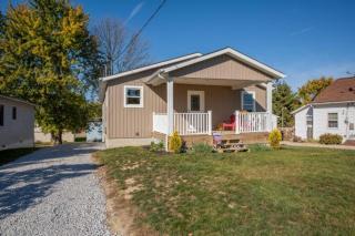 12115 5th Ave, Millersport, OH 43046-9783
