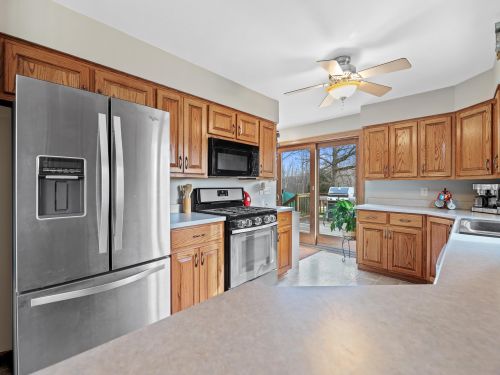9106 Wescott Rd, Kewaskum WI  53040-9716 exterior