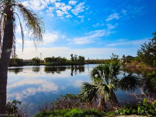 1937 Roseate Ln, Sanibel, FL 33957-4013
