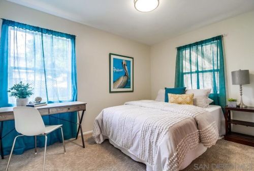 2070 Cable St, San Diego CA 92107-3313 exterior