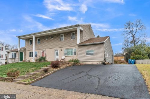 1420 Village Way, Lansdale, PA 19446-4426