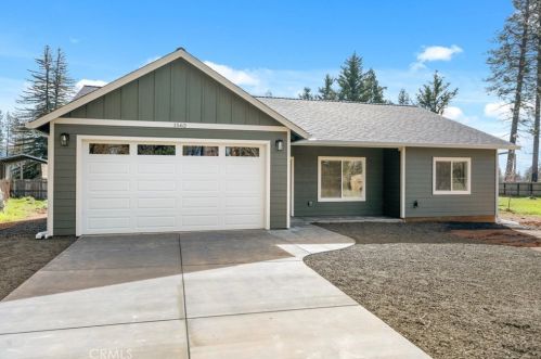 1562 Boyden Ln, Paradise, CA 95969-4313
