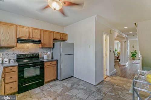 147 Thomas St, Washington DC  20001-1636 exterior