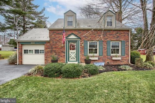 830 Main St, Mount Joy, PA 17552-1810