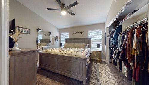 2237 Heritage Manor Dr, Riverbank CA  95367-2649 exterior