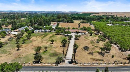 11930 Horseshoe Rd, Valley Home, CA 95361-8791