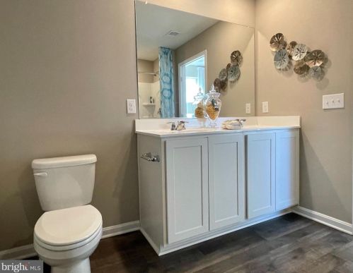 422 Grainery Way, Seaford DE  19973-7611 exterior