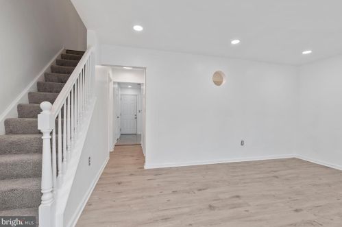 924 Bellows Ave, Fredericksburg VA  22405-1210 exterior