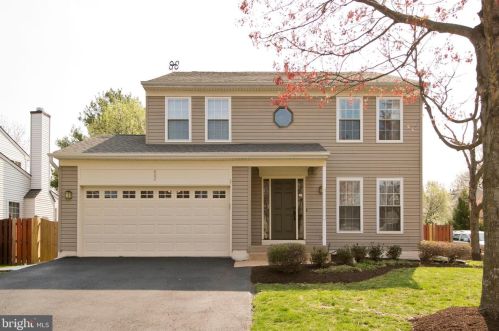 802 Bellview Ct, Leesburg, VA 20176-4933