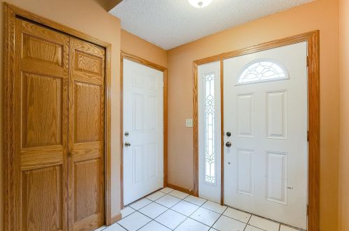 1980 Heath Ave, Saint Paul, MN 55128-5206