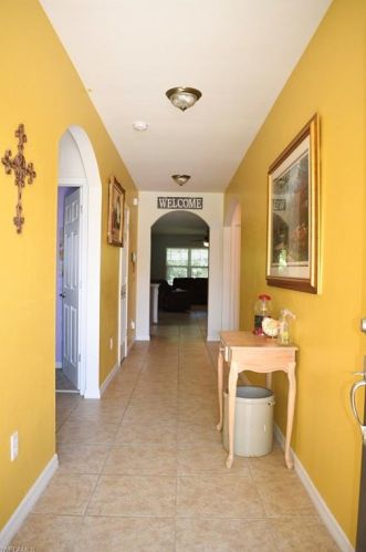 1205 22nd Pl, Cape Coral, FL 33993-5975