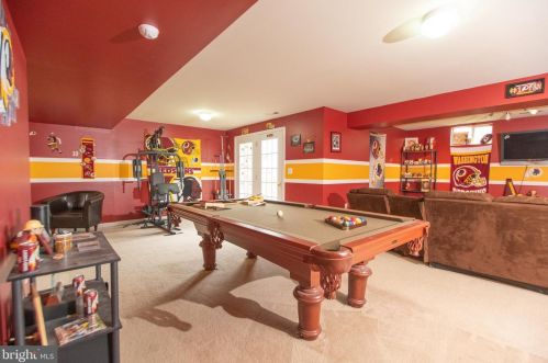 451 Hughs Rd, Charles Town WV  25414-5554 exterior