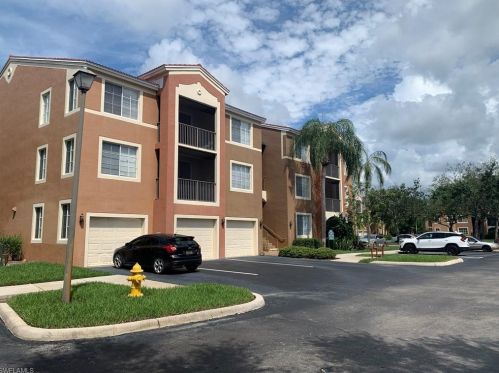 1230 Reserve Way, Naples, FL 34105-3816