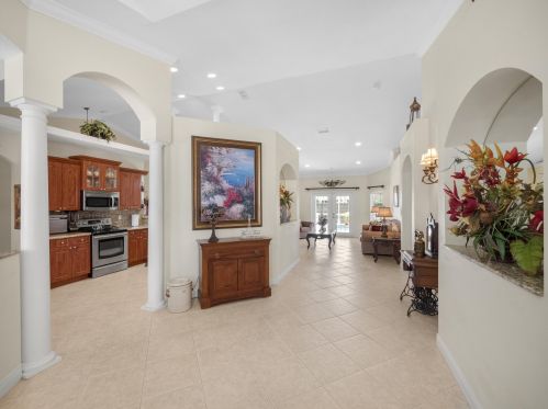 886 Jennifer Ter, Fort Pierce, FL 34953-1937