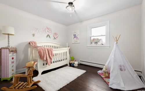 40 West Dr, San Remo NY  11754-3815 exterior