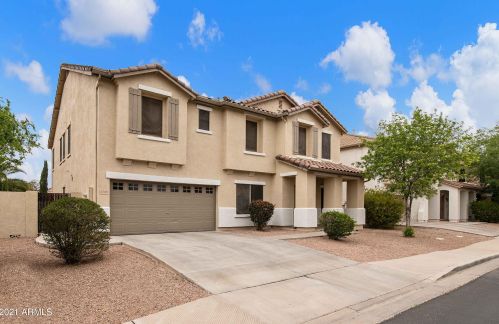 3758 Betsy Ln, Gilbert, AZ 85296-8225