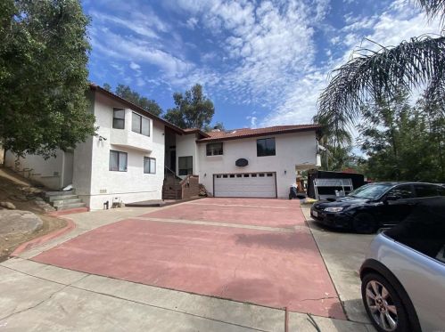 2050 Via Del Torrie, Alpine, CA 91901-3177