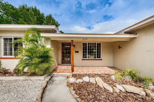 2152 75th Way, Saint Petersburg FL  33710-3846 exterior