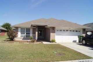 111 Cloverwood Dr, Huntsville, AL 35824-2509