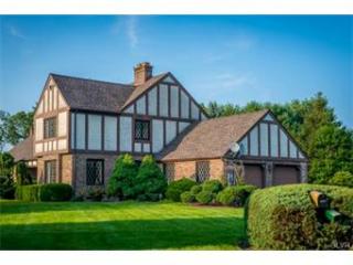 3724 Knollcroft St, Easton, PA 18045-3001
