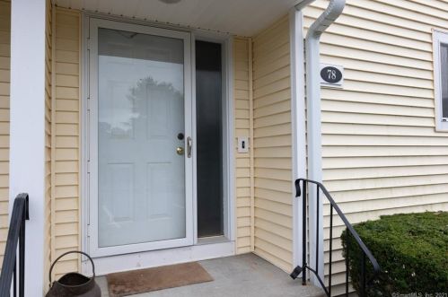 78 Stoneheights Dr, Waterford, CT 06385-1941