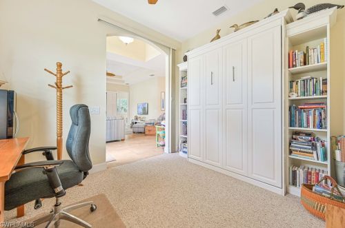 9137 Isla Bella Cir, Bonita Springs FL  34135-7198 exterior